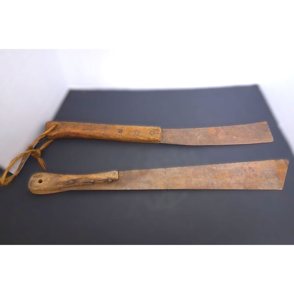 2 Antique Farming Tools Rustic Farmhouse Decor Corn Harvesting Machete Knives